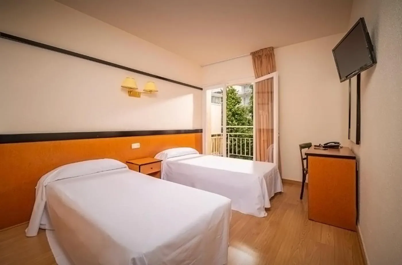 The Bb Hotel Boutique Can Colom Lloret de Mar Spagna